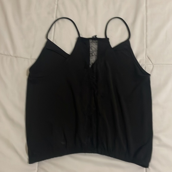 Waist length top with lace details - Picture 2 of 3